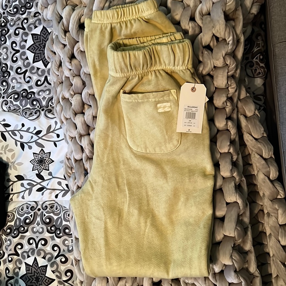 Billabong Saturday Sweatpants Agave - Small NWT